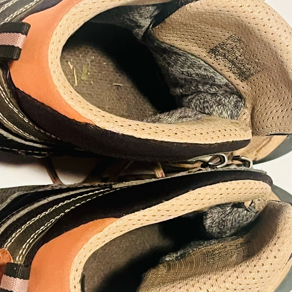 Asolo Brown and Black Hiking Boots Rugged Outdoor Performance - Picture 5 of 6